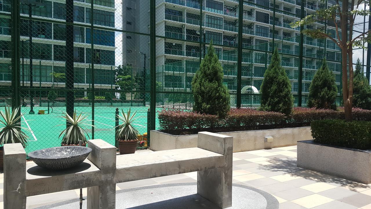 奥斯汀帕拉齐奥公寓 新山 外观 照片